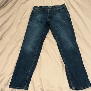 Men’s jeans 32x32 stretch athletic fit dark blue jeans.